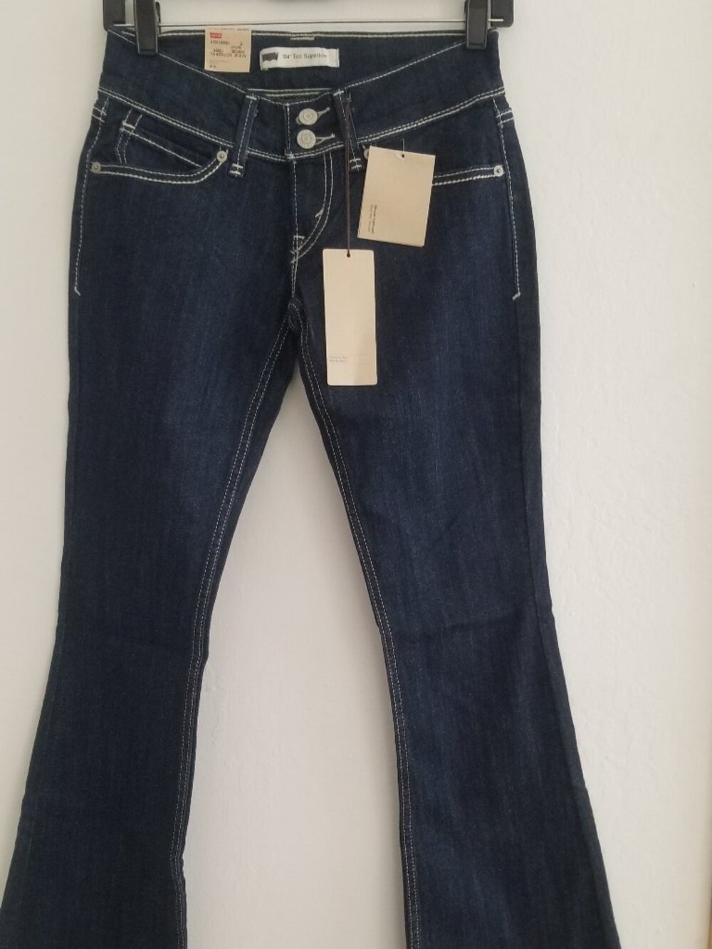 Levi’s 524 Bootcut Skinny 190810005 Dark Blue Jeans Juniors Brand New with Tags